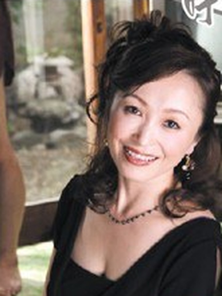 黒木小夜子さんの公式パッケージ画像