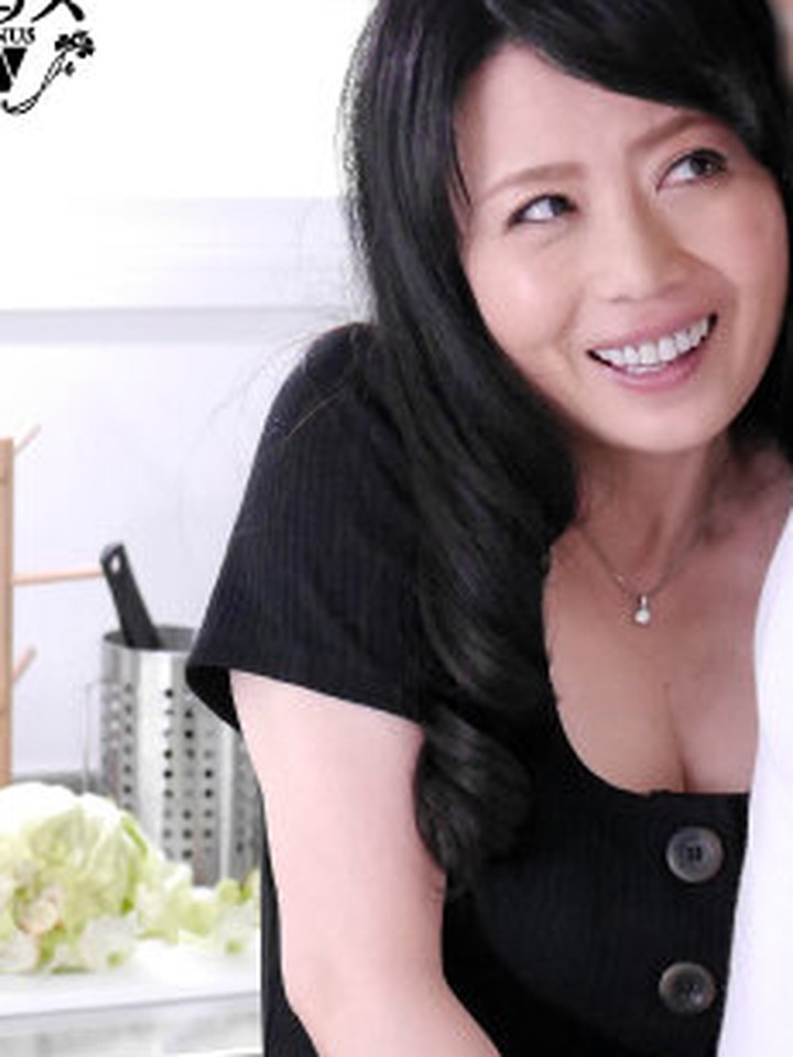 三浦恵理子さんの公式パッケージ画像