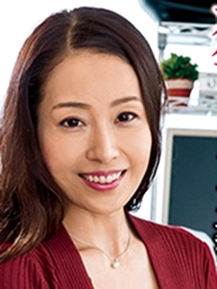 西園寺美緒さんの公式パッケージ画像