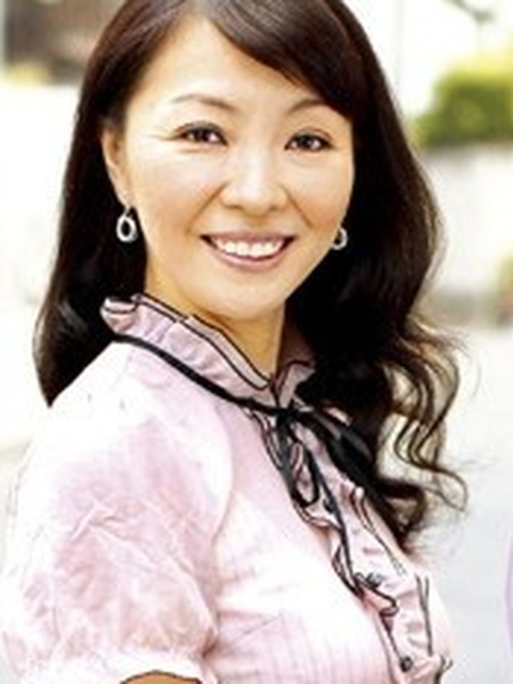 末永汐莉さんの公式パッケージ画像