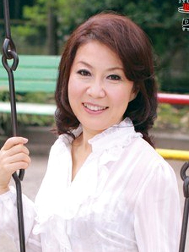 山内久美さんの公式パッケージ画像